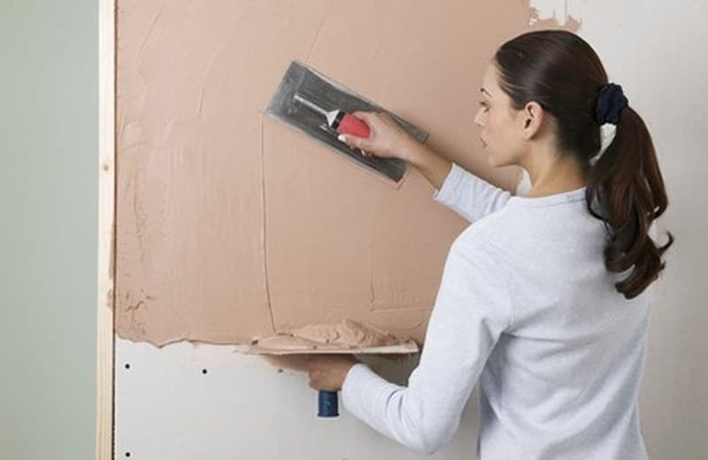 Intonaco Per Interni: Guida alla Scelta dei Materiali