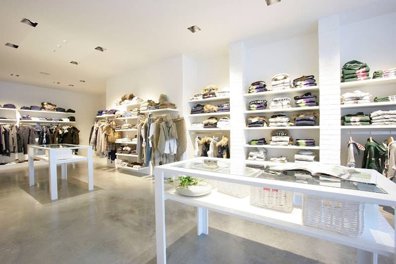 C.V.S. Arreda Srl - Arredamento per attività commerciali