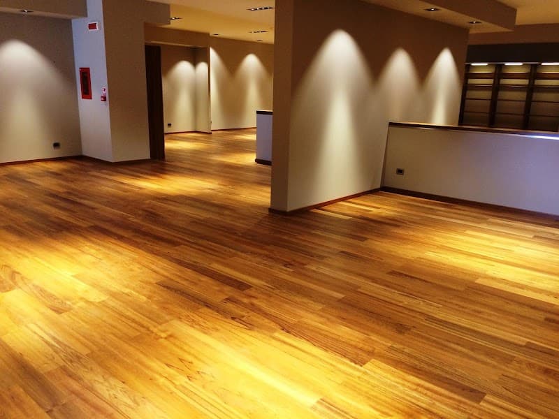 Global Service S.R.L.- Pulizie civili ed industriali