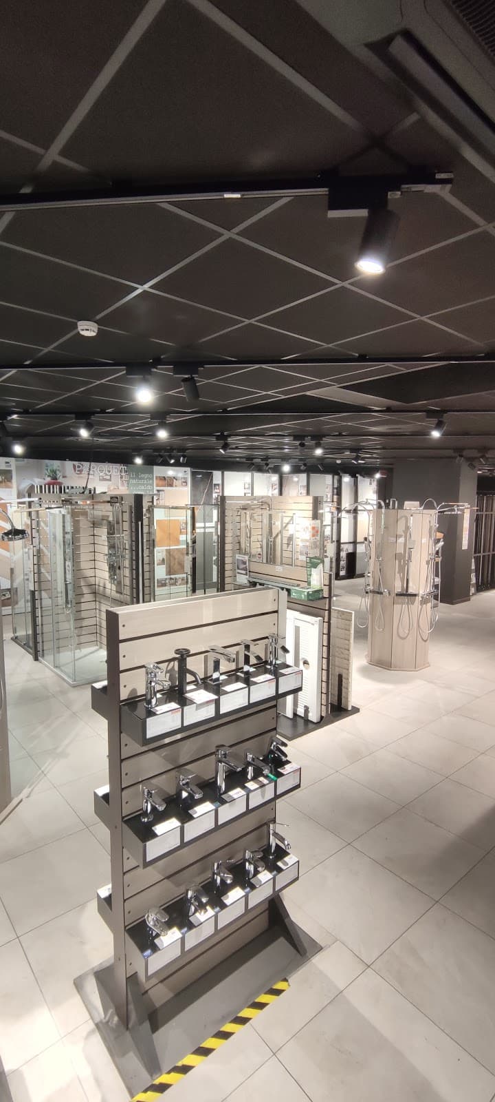 IPERCERAMICA Milano - Viale Umbria